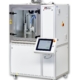 Druckwasserstrahlkammer DWT 500 von iTS mit Touchpanel und Blick in den Prüfraum