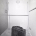 Prüfling in der Staubwolke der Staubkammer SK 2000D/QD